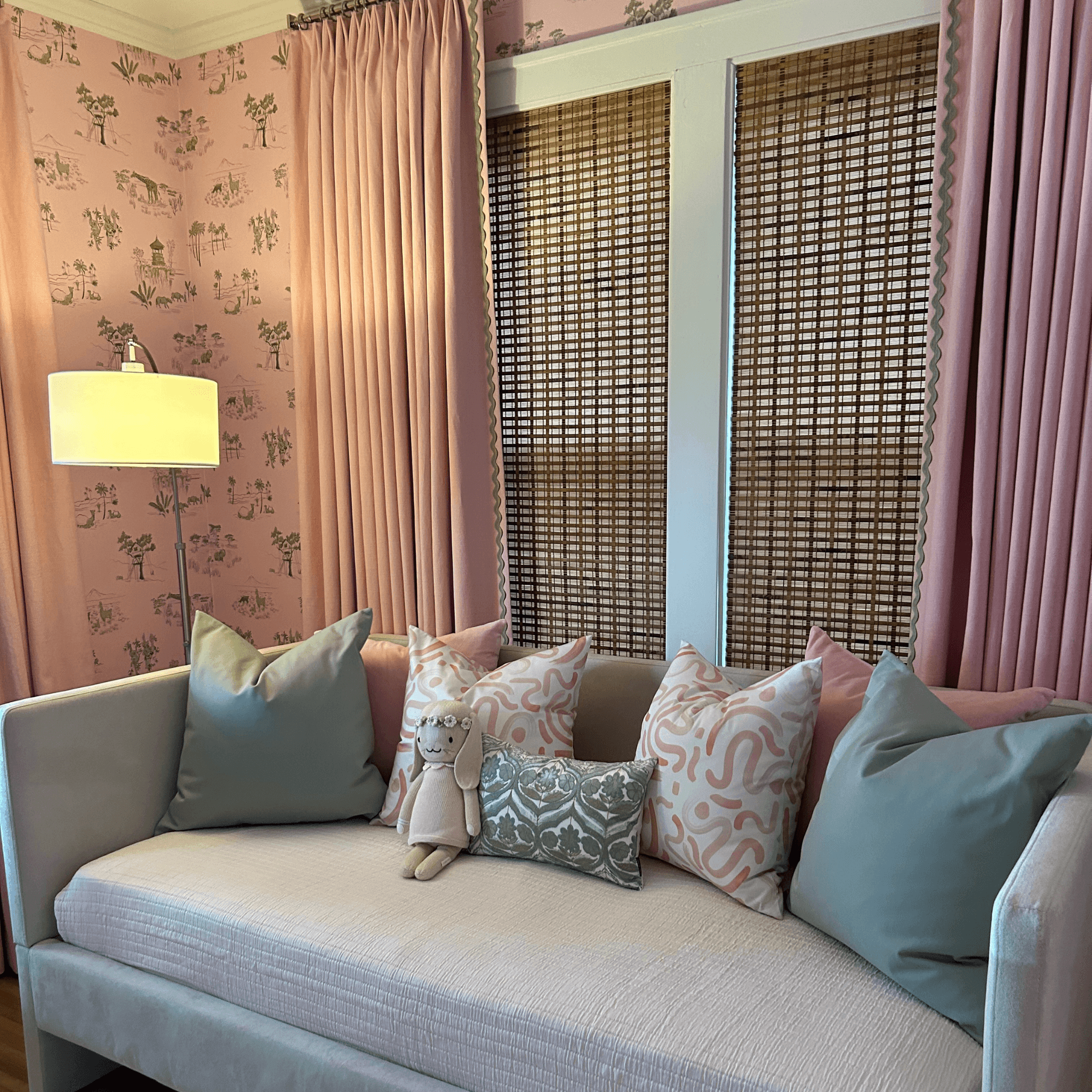 PREORDER: LimitLes Toile Wallpaper - Fairley Fancy