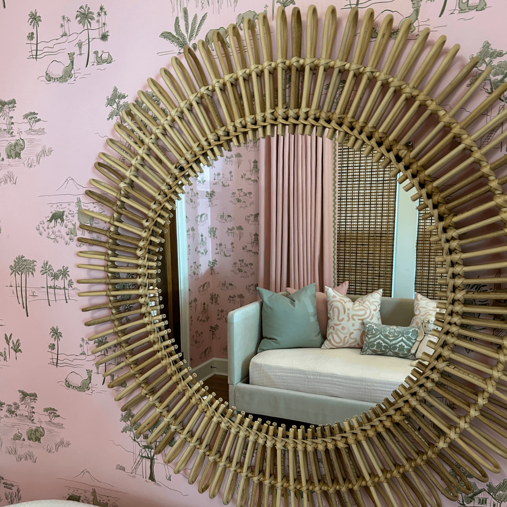 PREORDER: LimitLes Toile Wallpaper - Fairley Fancy